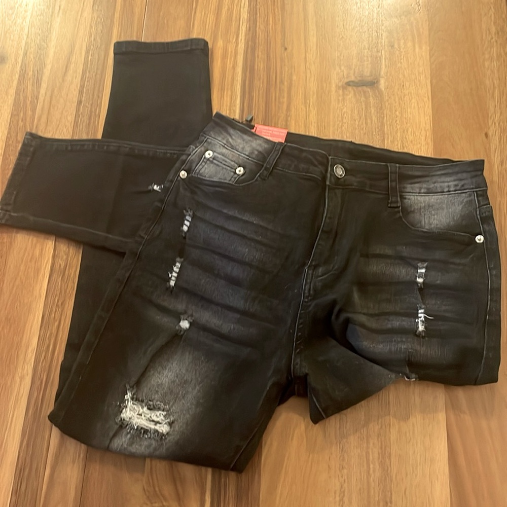 NWT High-waisted distressed skinny jeans - black - size 12